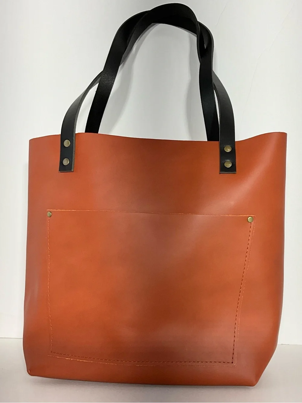Portland Leather Medium Classic Tote in Clownfish-NEW
